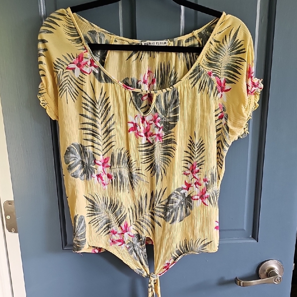 Moral Fiber Yellow Green Flutter Sleeve Blouse Women Tropical Medium Plant